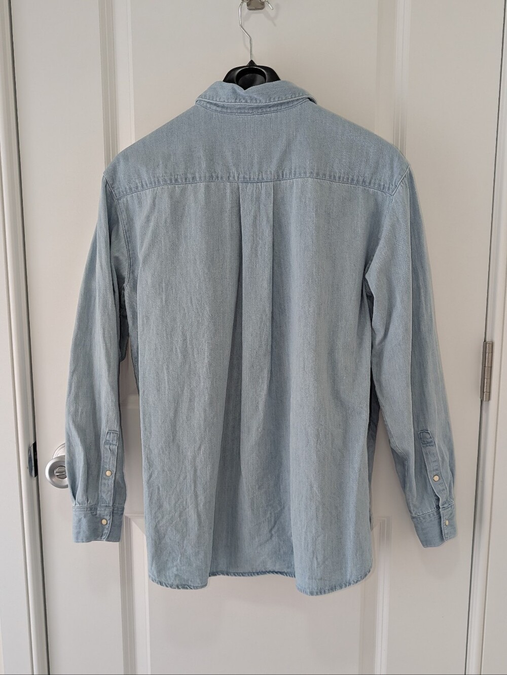 Sezane Max Shirt in Very Light Denim - Picture 3 of 13